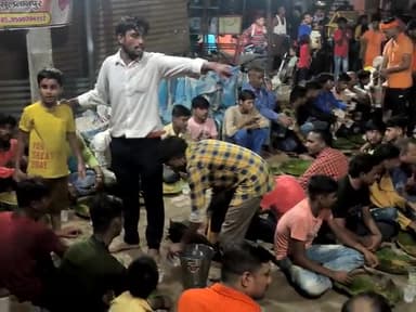 सुल्तानपुर: #बोल बम भंड़ार
#कूरेभार  
#बोल कावंरिया बोल बम #