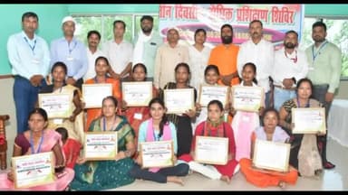 जमुई: बोधवन तलाव स्थित एक निजी सभागार में आशा पायल फाउंडेशन के द्वारा आयोजित तीन दिवसीय बौद्धिक प्रशिक्षण शिविर हुआ संपन्न