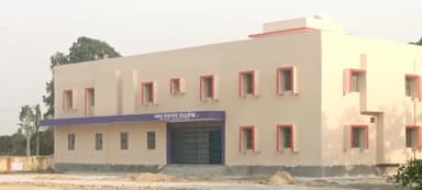 सुरसंड: सुरसंड नगर पंचायत कार्यालय परिसर में विकास के मुद्दे को लेकर नगर पंचायत अध्यक्ष की अध्यक्षता में बैठक हुई संपन्न