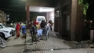 बहराइच: जयचंद कटघरा में चुनावी रंजिश में ताबड़तोड़ फायरिंग में घायल दो व्यक्ति लखनऊ रेफर