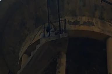 गंगानगर: श्रीगंगानगर के नई धान मंडी में अपनी मांग को लेकर पानी की टंकी पर चढ़ा किसान, पानी व्यवस्था की मांग