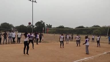 बूंदी: शहर की हायर सेकेंडरी स्कूल में राजीव गांधी ग्रामीण ओलंपिक खेलों का आयोजन दूसरे दिन भी रहा जारी