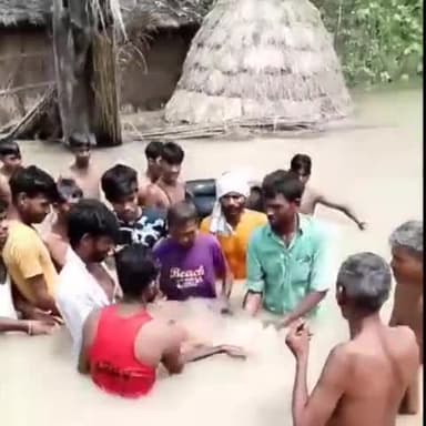 धनौरा: गजरौला खादर क्षेत्र के गांव सुल्तानपुर में बाढ़ के पानी में डूब पर बुजुर्ग की मौत मचा कोहराम