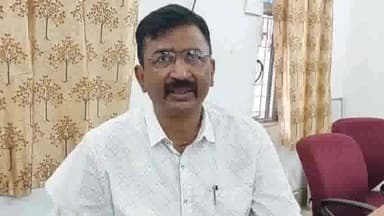 गोपालगंज: गोपालगंज में नोडल रेड में 50 लोग गिरफ्तार 35 शराब पीने वाले 15 शराब बेचने वाले गिरफ्तार उत्पाद अधीक्षक ने दिया जानकारी