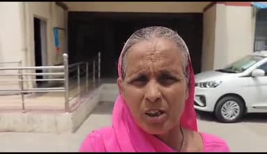 एत्मादपुर: भूमि विवाद को लेकर गांव नगला कैरी की महिला ने दरोगा सुनील कुमार पर लगाया आरोप