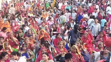 सरदारशहर: ताल मैदान में तीज पर्व का हुआ ऐतिहासिक आयोजन, जयपुर की तर्ज पर तीज की निकाली शाही सवारी