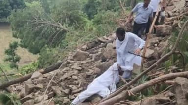 मोरनी: मोरनी के भुडी गांव के नजदीक खाई में गिरने से बाल बाल बचे विधायक प्रदीप चौधरी, तस्वीरे आई सामने