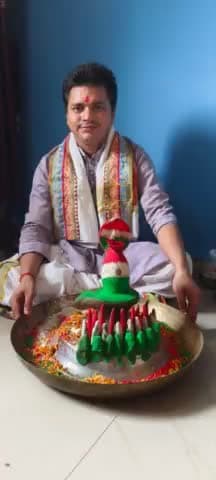 सावन के पतित पावन महिने में भव्य पार्थेश्वर शिवलिंग निर्माण अदभूत नजारा अनुज धर द्विवेदी जी के द्वारा किया गया श्रृंगार!