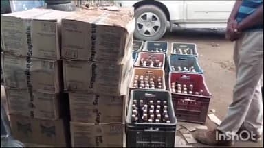 जमुई: डुमरी चेकपोस्ट से उत्पाद विभाग की टीम ने 599 बोतल आंग्रेजी शराब के साथ टाटा मैजिक वाहन को किया जब्त,चालक हुआ फरार