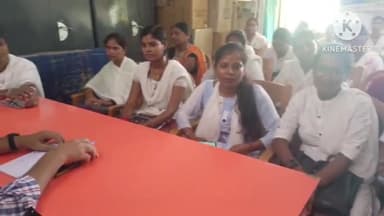 रामगढ़ चौक: ब्लॉक हेल्थ एक्शन प्लान को लेकर पीएचसी रामगढ़ चौक में सभी एएनएम के साथ की गई बैठक