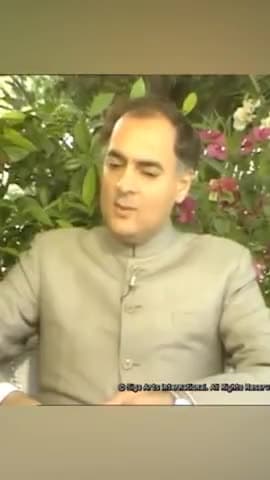 भूतपूर्व प्रधानमंत्री स्व. श्री राजीव गांधी जी ने अपनी दूरदर्शी सोच एवं सार्थक प्रयासों से एक सुनहरे,सशक्त व आधुनिक भारत की नींव रखी। देश के विकास को राजीव जी ने जो नई दिशा व गति प्रदान की, वह अद्वितीय है।
