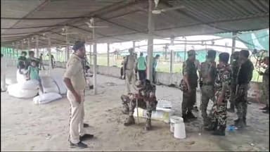 बेगूसराय: कैलाशपुर गांव में तीन लोगों को गोली मारने जिसमें से एक की मौत हो जाने से गुस्सा आए लोगों ने अपराधी के घर को तोड़ डाला