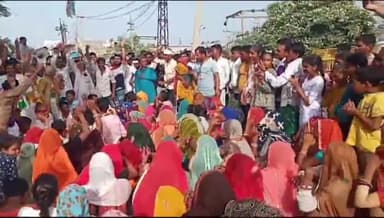 नैनवां: करवर में भाजपा द्वारा किए गए विरोध प्रदर्शन को लेकर 321 लोगों के खिलाफ  मामला दर्ज