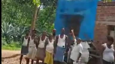 बिरनी: उद्घाटन होने से पानी टंकी हुआ लीक  ग्रामीणों ने सवेदक सहित अधिकारी पर लगया भारी घोटाला का आरोप