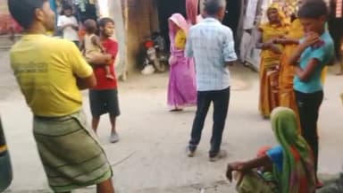 चेरिया बरियारपुर: सकरबासा पंचायत वार्ड पांच में लगातार अज्ञात चोरों द्वारा एक महीने से खस्सी चोरी किया जाता है।रात्रि में भी एक खस्सी चोरी