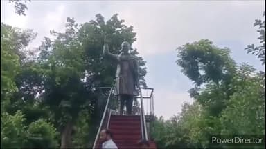 अलवर: अलवर के मोती डूंगरी स्थित राजीव गांधी पार्क में राजीव गांधी जयंती सद्भावना दिवस के रूप में मनाई