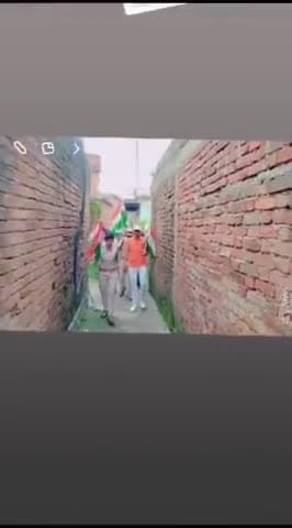 ग्राम पंचायत बड़ागांव तिरंगा यात्रा निकाली गई जिसमें नरसिंहगढ़ चौकी प्रभारी सहित भारी संख्या में ग्रामीण लोगों की