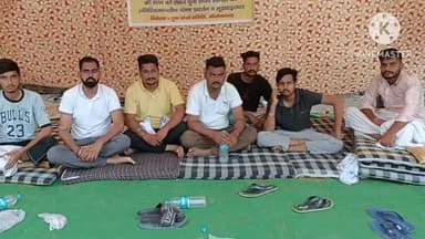 गंगानगर: कॉलेजों में चुनाव की मांग को लेकर जिला कलेक्ट्रेट के बाहर धरने पर बैठे छात्र की धरना स्थल से बाइक चोरी