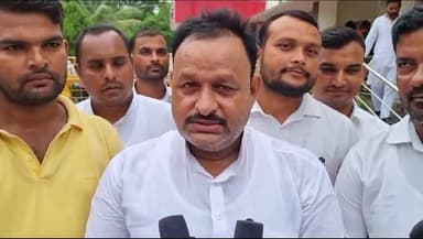 गोपालगंज: बिहार के पूर्व मुख्यमंत्री लालू यादव और राबड़ी देवी पहुंचे गोपालगंज