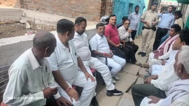 सुरसंड: विधायक दिलीप राय ने सुरसंड प्रखंड क्षेत्र में गांवों का किया भ्रमण, लोगों की जन समस्याओं से हुए रूबरू