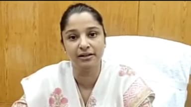 हनुमानगढ़: #इंदिरागांधी_स्मार्टफोन योजना अंतर्गत #स्मार्टफोन_वितरण में जिला सातवे स्थान पर 7 हजार 565# लाभार्थियों को मिली #सौगात