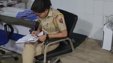 हनुमानगढ़: जक्शन डिस्ट्रिक्ट पार्क के बाहर से #दिनदहाड़े #बाइक #चुरा ले गया अज्ञात चोर #सीसीटीवी फुटेज खंगाल रही जंक्शन #पुलिस