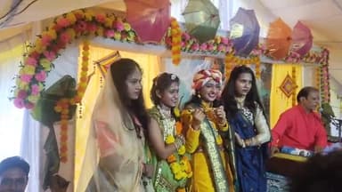 सुसनेर: श्रावण मास के पावन पर्व पर कालेश्वर महाराज एवं भोलेनाथ भक्त महिला मंडल द्वारा करवाई जा रही 7 दिवसीय भागवत कथा