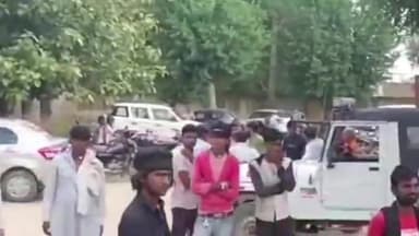 नीमराना: शाहजहांपुर में धारदार हथियार से बालक की गला रेत कर हत्या के मामले में परिजनों ने अज्ञात लोगों के खिलाफ कराया मामला दर्ज