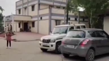 मुंगेली: मुंगेली पुलिस ने ग्राम मानपुर मेन रोड में देवराज से, 23 पाव अवैध शराब कीमती 1,840/- जप्त कर वैधानिक कार्यवाही कीऔ