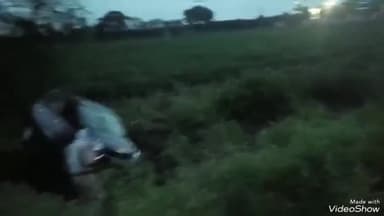 सुनेल: सलोतिया मार्ग पर पेट्रोल पंप के समीप कार अनियंत्रित होकर पलटी, कार सवार लोगों को आई मामूली चोट