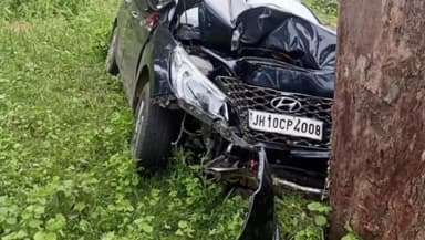 बगोदर: अटका के एक युवक की सडक दुर्घटना मे देवघर मे हुई मौत,एक घायल