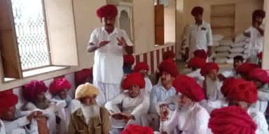 बाली: कोट बालियान गांव में देवासी समाज महाकुंभ को लेकर बैठक आयोजित, महाकुंभ को सफल बनाने में जुटे कार्यकर्ताओ को दी जिम्मेदारी