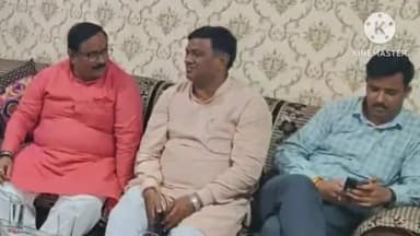 पहाड़पुर: MLA सुनीलमणि तिवारी मध्य प्रदेश के नरेला विधानसभा में प्रवास कार्यक्रम के तहत भोपाल के लघुउद्योग महासचिव से किए मुलाकात