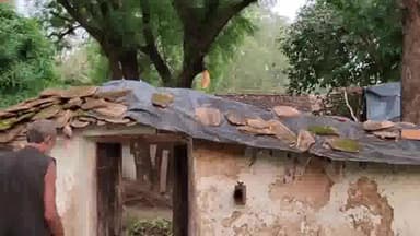 गौरिहार: प्रकाश बमोरी पंचायत में गरीब लोगों को नहीं मिल रहा आवास सचिव पर फरियादी ने लगाई ₹10000 रिश्वत मांगने की आरोप