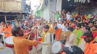 कनवास: कस्बे में कर्णेश्वर नगरी में श्रावण माह में राजाधिराज बाबा महाकाल का नगर भ्रमण हुआ