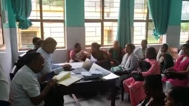 सूरजगढ़: सीएचसी सूरजगढ़ा में एएनएम की हुई बैठक,  कार्य को लेकर दिया गया निर्देश