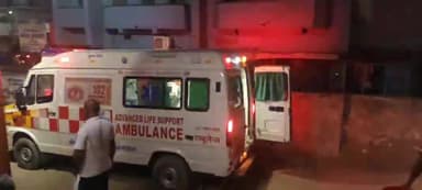 सुरसंड: सुरसंड फोरलेन के नज़दीक बाइक की ठोकर से एक युवक हुआ घायल, गंभीर हालत में किया गया सीतामढ़ी रेफर