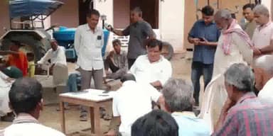 बाली: बाली विधायक राणावत ने अपने निवास बीजापुर गांव मे सुनी सभी जनसमस्याएं, मौके पर समाधान के लिये अधिकारियों को दिये निर्देश