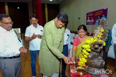 धार: CM द्वारा शहडोल में निःशुल्क स्कूटी वितरण का जिला स्तरीय कार्यक्रम  सीधा प्रसारण PG कालेज आडिटोरियम हॉल में आयोजित