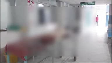 बेगूसराय: जेल गेट के समीप अज्ञात वाहन की चपेट में आने से भाजपा नेता रामभजू प्रसाद सिंह हुई मौत पुलिस सदर अस्पताल में उठाकर लाइ है