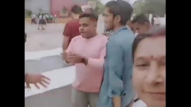 हुज़ूर: सिंगिंग रियलिटी शो 'इंडियन आइडल' का भोपाल के जेवीएल स्कूल में हुआ ऑडिशन