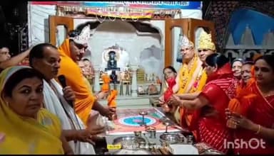 धार: भगवान पार्श्वनाथ जी का मोक्ष कल्याणक महोत्सव धूमधाम से मनाया,आहु पार्श्वनाथ को लाडू चढ़ाने के लिए जन सैलाब उमडा