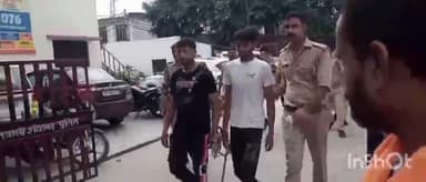 मीरगंज: शीशगढ़ में आपत्तिजनक धार्मिक पोस्ट करने पर हुए बवाल के बाद पुलिस की दबिश जारी, 31 आरोपियों को पुलिस भेज चुकी है जेल