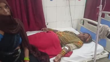 हाथरस: गांव नगला भुस में धान के खेत में काम करते समय महिला को सांप ने काटा, हालत बिगड़ने पर परिजनों ने कराया अस्पताल में भर्ती
