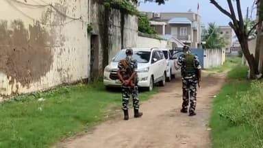 हज़ारीबाग: कानी बाजार स्थित अकाउंटेंट के आवास पर पड़ा ईडी का छापा