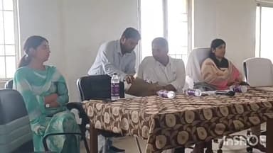 अलीनगर: गुरुवार को अलीनगर प्रखंड सभागार में दरभंगा डीडीसी प्रतिभा कुमारी ने विभिन्न कार्यों की समीक्षा की