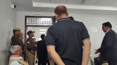 प्रयागराज: माफिया अतीक अहमद अशरफ शूटआउट मामले में जिला कोर्ट में हुई सुनवाई, 1 सितंबर को अगली तारीख