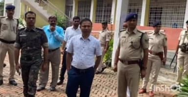 गोपालगंज: जिले के विभिन्न BPSC परीक्षा केन्द्रों का डीएम और एसपी ने किया निरीक्षण