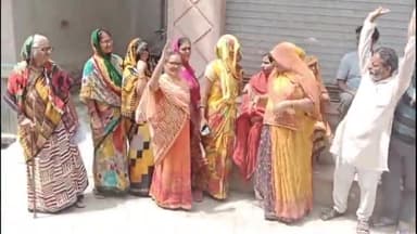 सरदारशहर: वार्ड संख्या 10 के राशन डीलर की मनमानी से राशन उपभोक्ता परेशान, उचित मूल्य की दुकान पर नजर आई नियमों की अनदेखी