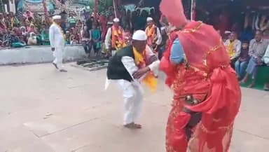 थराली: रेई में आयोजित पांडव लीला मे कीचक मल युद्ध देखकर दर्शक भाव विभोर हो गए